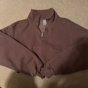 Aritzia tna cropped quarter zip